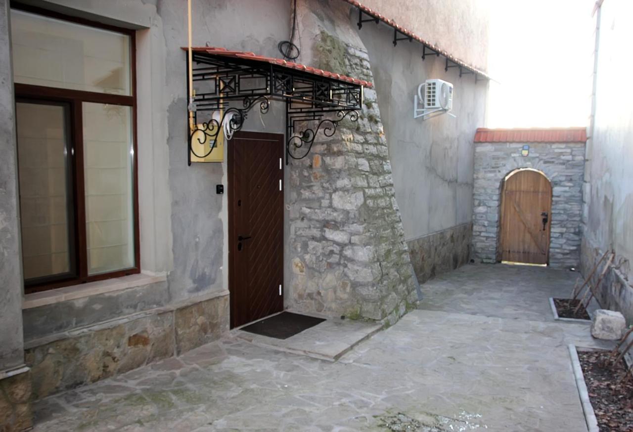 Historical Old City Apartament, Старе Місто , 2 Спальні, Балкон-Тераса, 85 Кв М Кам'янець-Подільский Екстер'єр фото